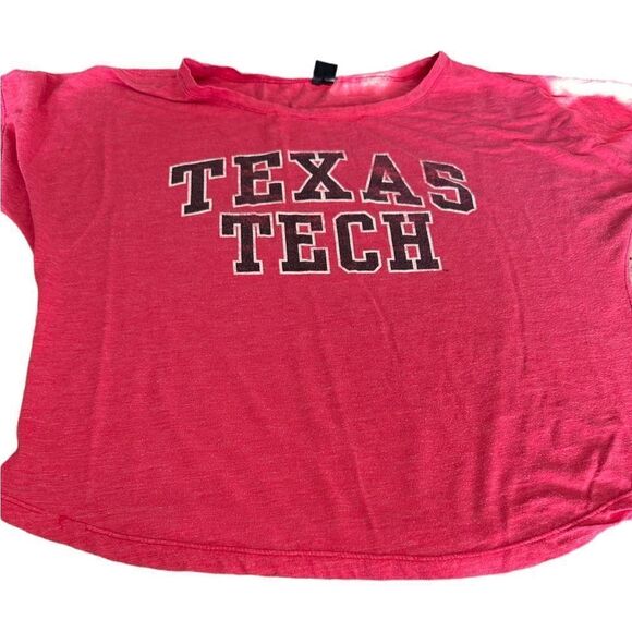 EUC - Woman’s Red Short Sleeve Texas Tech University To/Shirt - Size Medium - Picture 4 of 5
